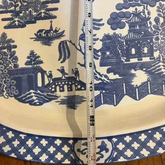 Two’s Company Porcelain Serving Platter, with the Classic Blue Willow Design - Picture 7 of 17